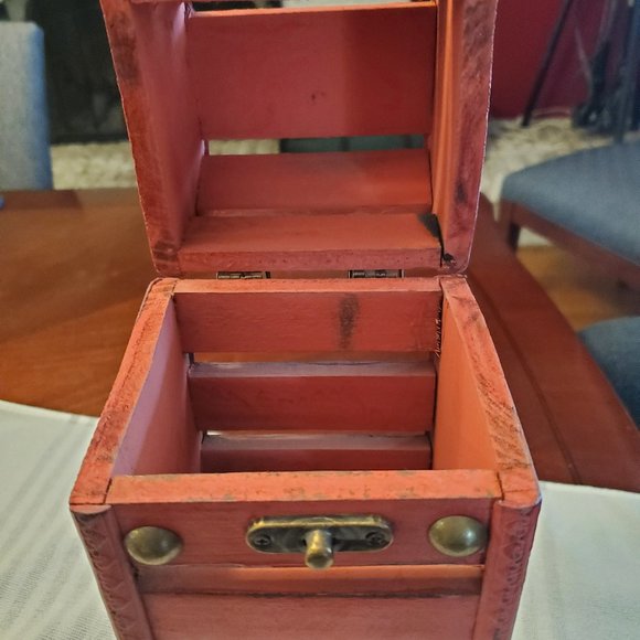 Decorative wine box - Picture 4 of 5